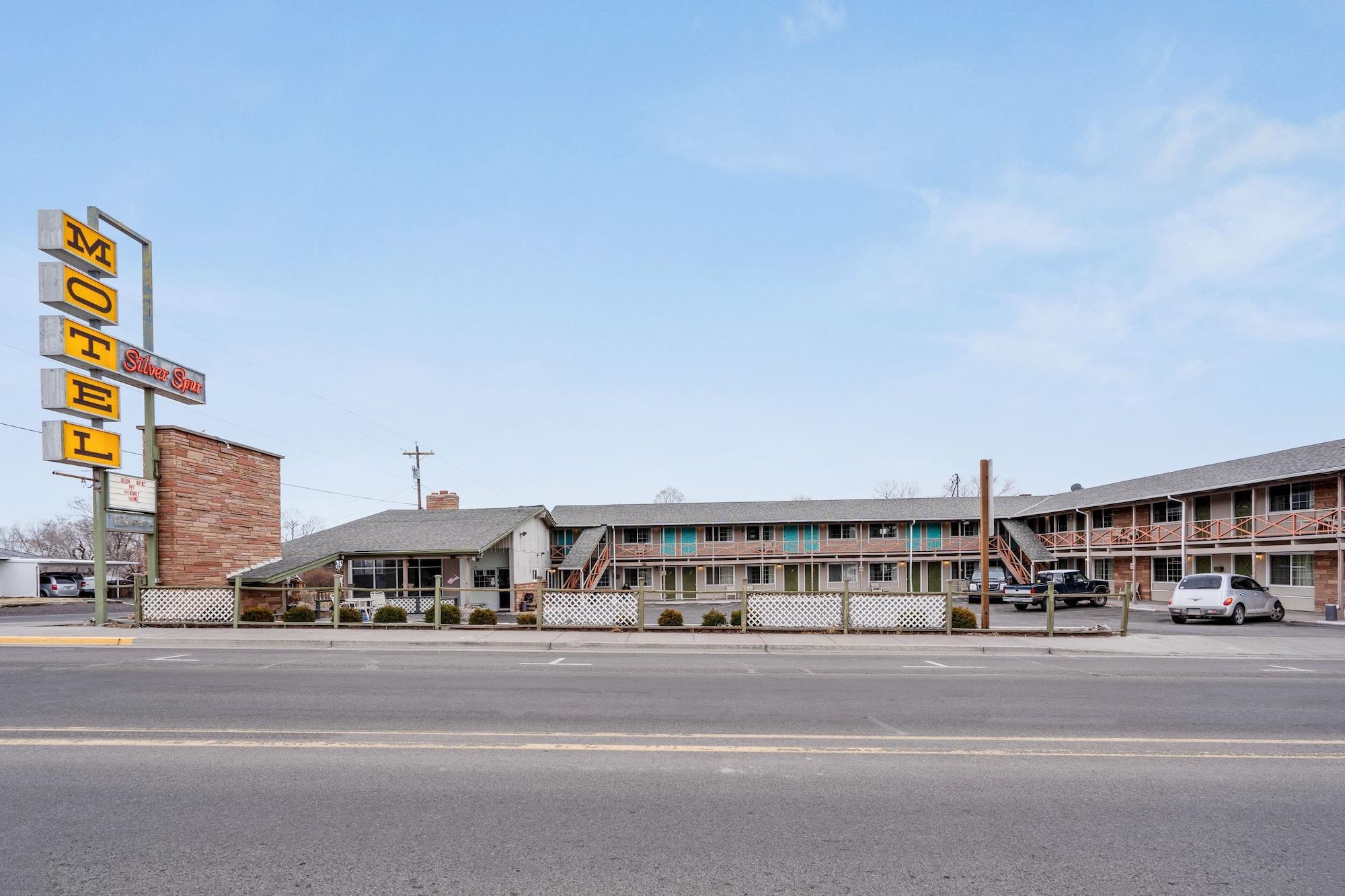 Oyo Silver Spur Burns Hwy 20 Экстерьер фото